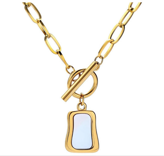 Gold Paperclip Chain Necklace with Shell Pendant