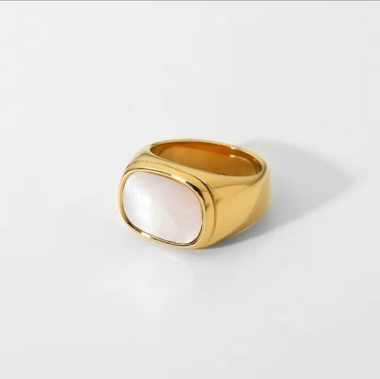 Gold Mother of Pearl Signet Ring
